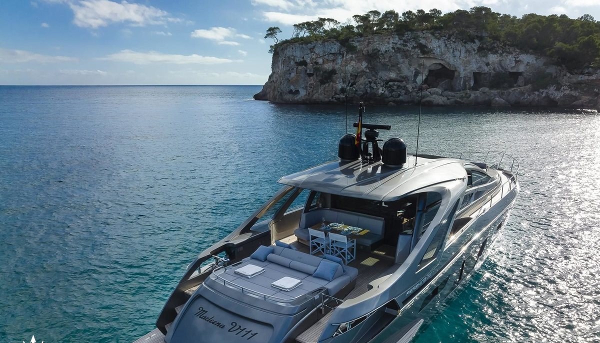 MARLEENA VIII yacht charter 4