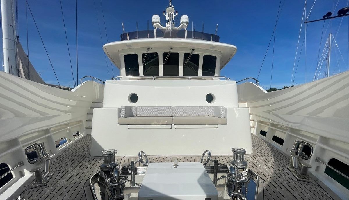 STELLA DEL NORD yacht charter 3
