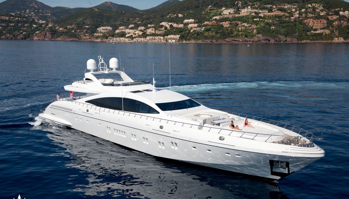 DA VINCI yacht charter 2
