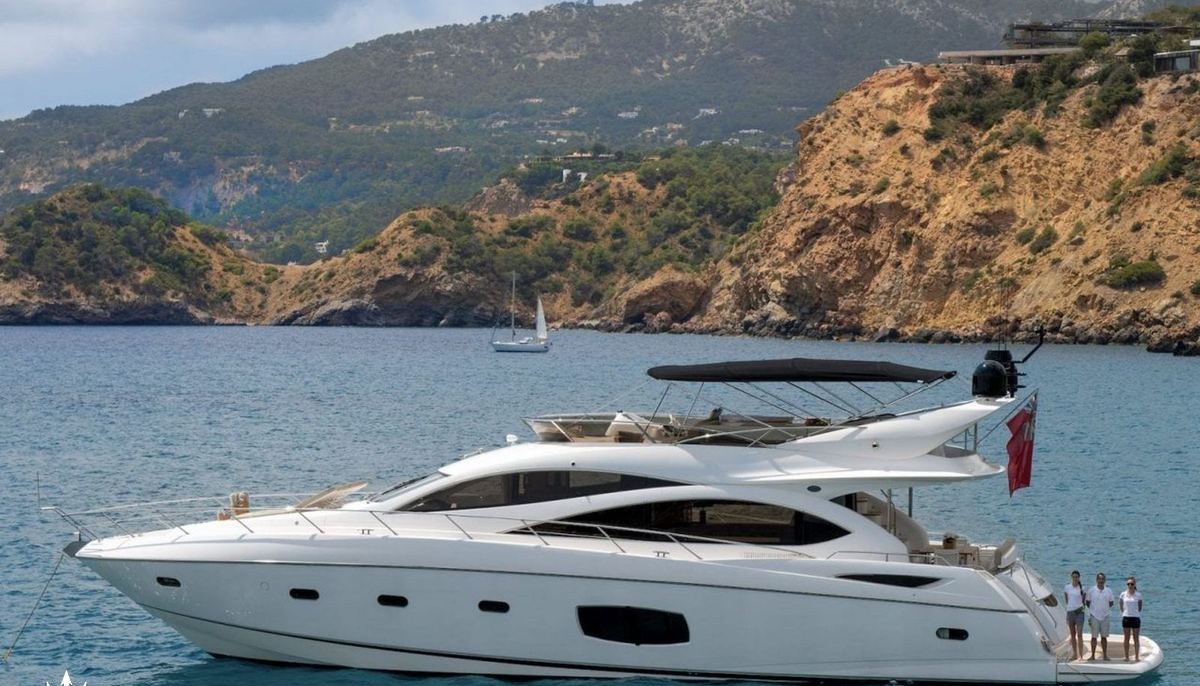 CALA DI LUNA yacht charter 2