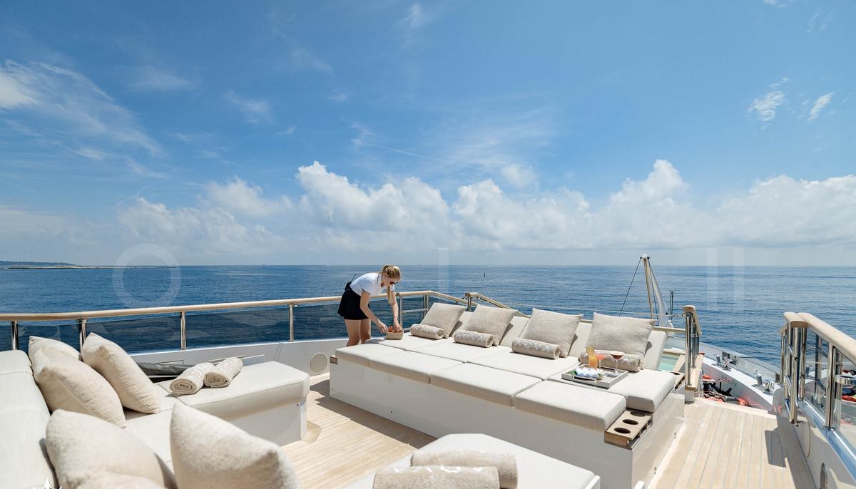 ADVA yacht charter 3