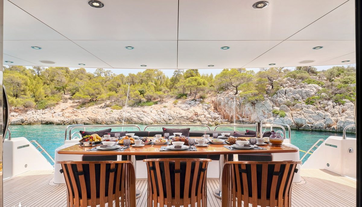 WHITE PEARL I yacht charter 5