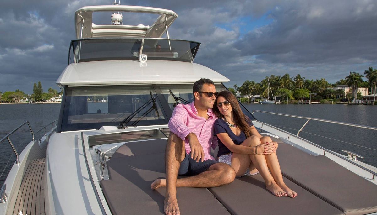 BLUEM yacht charter 4