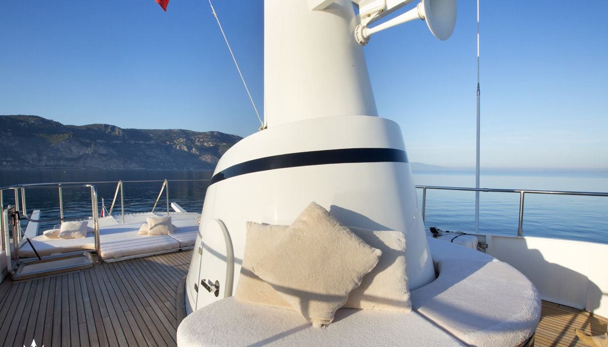 MIZAR yacht charter 4