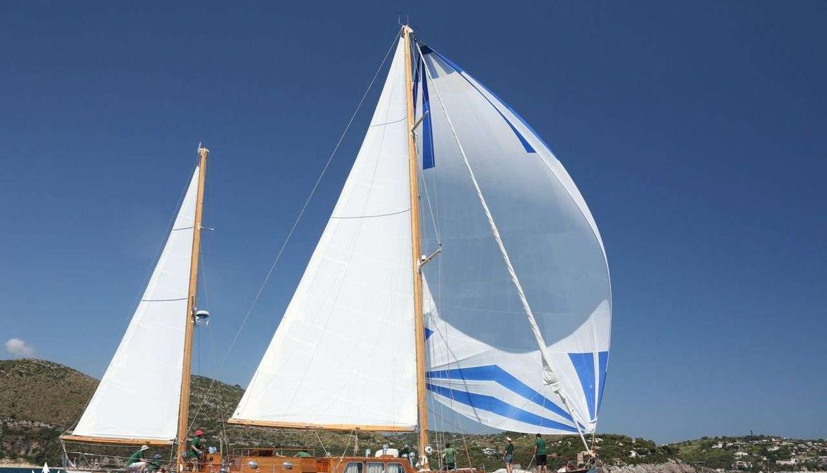 PAULENA yacht charter 2
