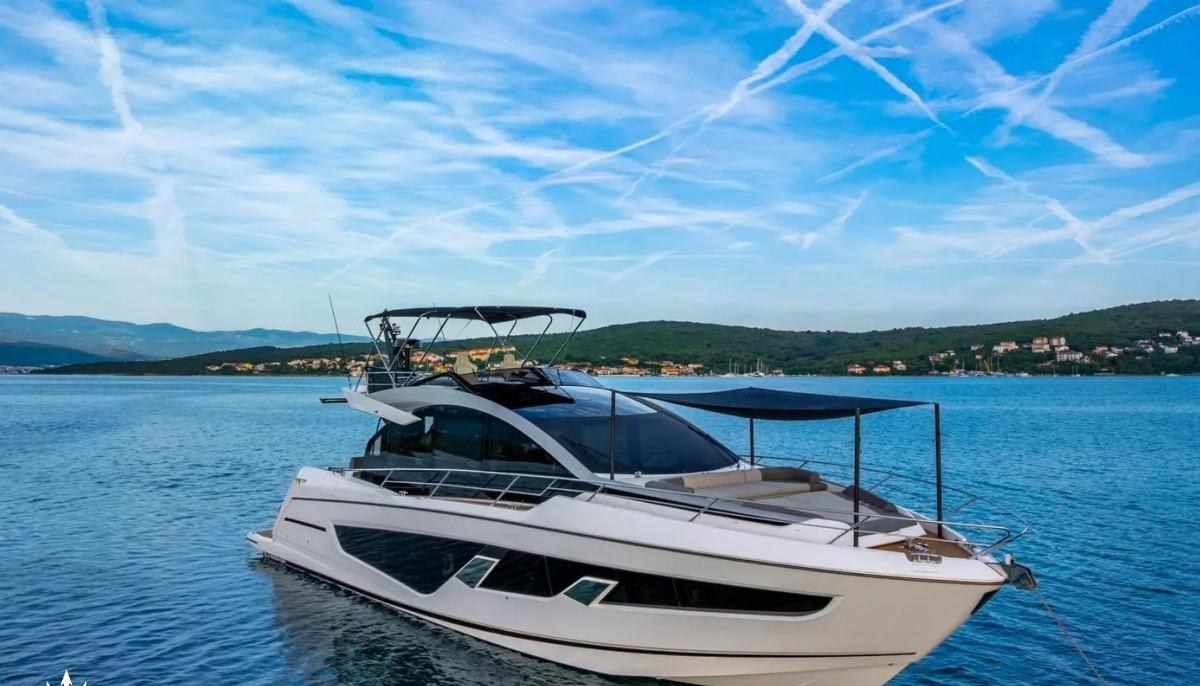 X2 yacht charter 2