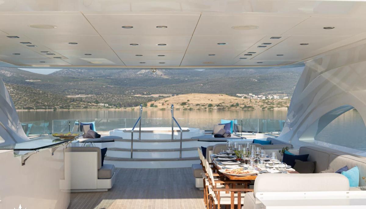 I SEA yacht charter 4
