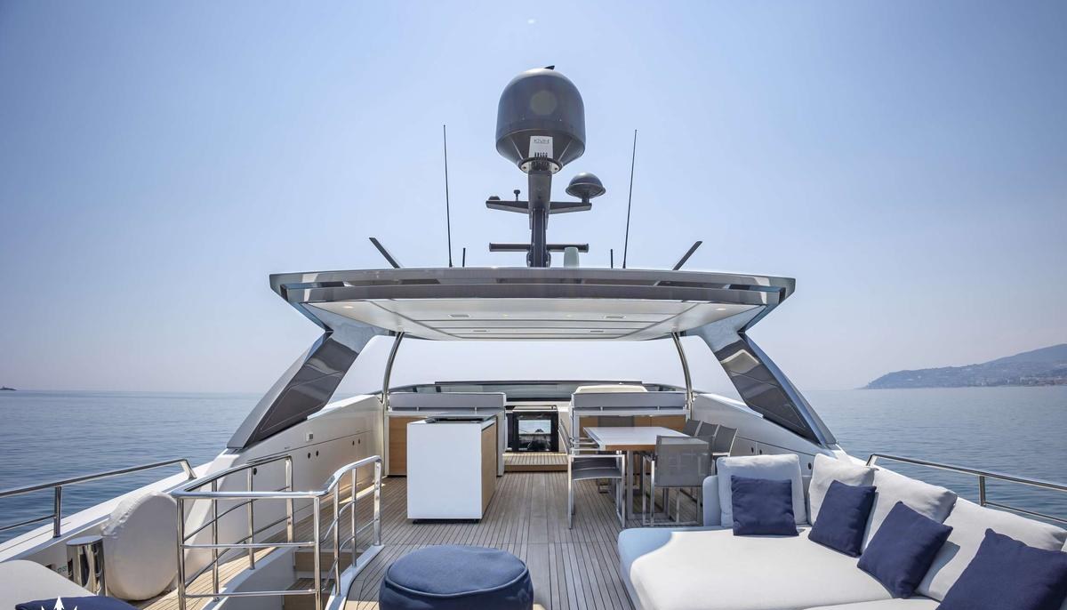 AMAN yacht charter 4