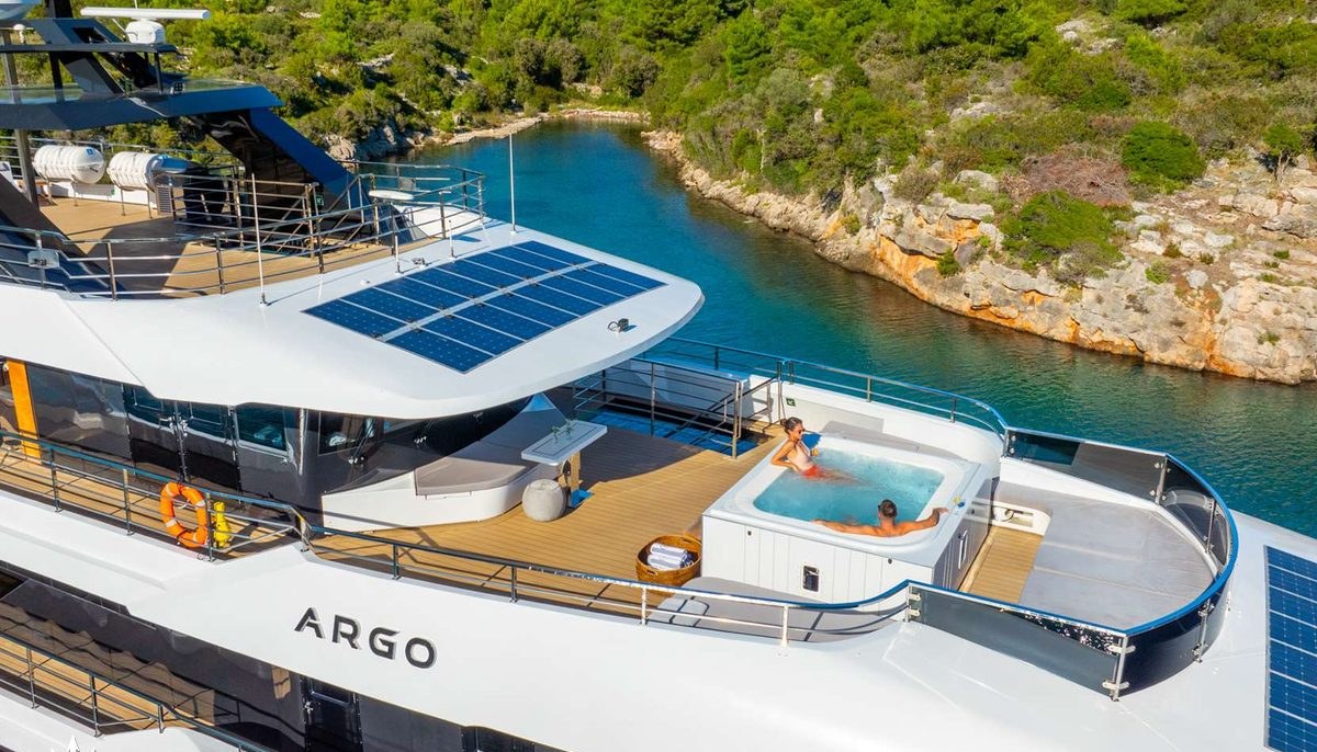 ARGO yacht charter 4
