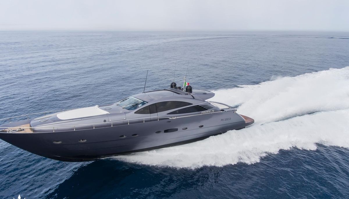 EVASIONE yacht charter 2