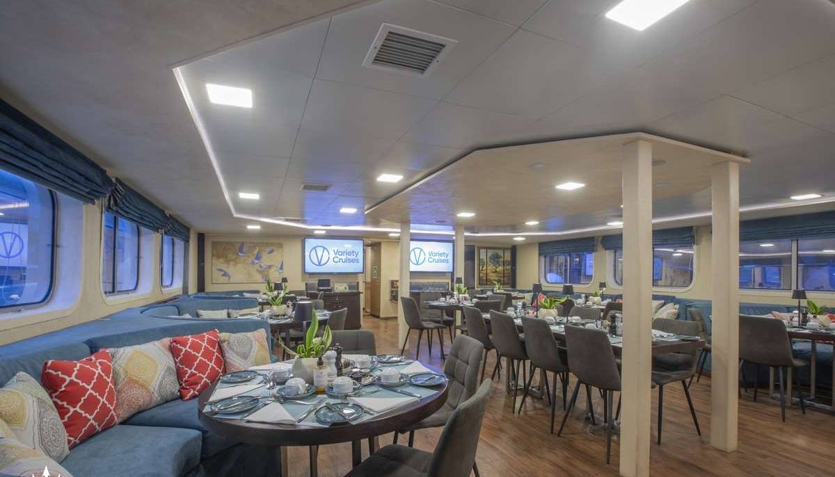 HARMONY V yacht charter 5