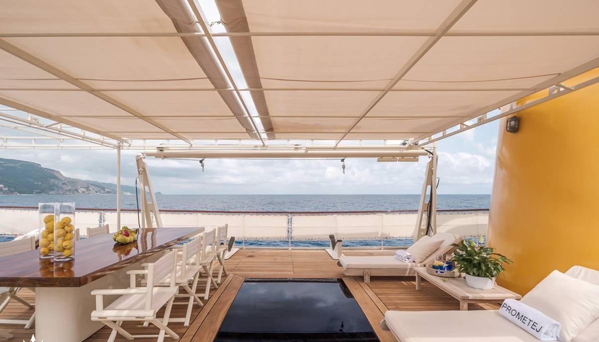 PROMETEJ yacht charter 5