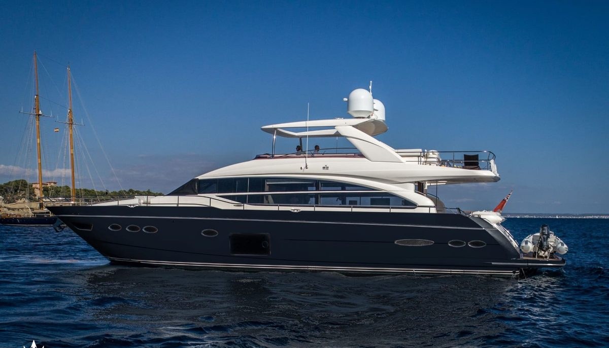 LADY ISABELLA yacht charter 2