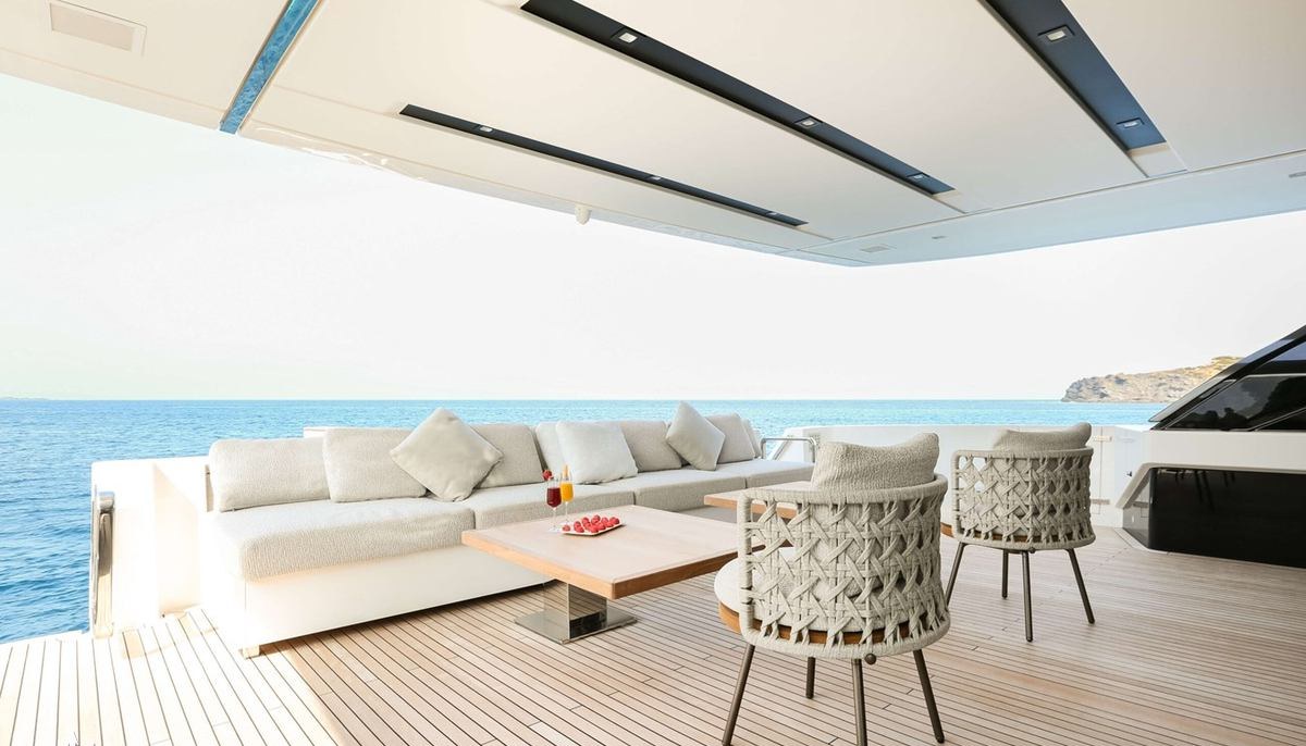 COOL yacht charter 5