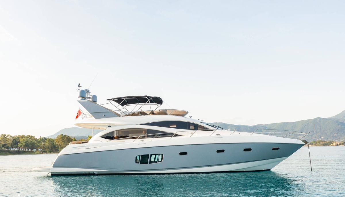 VINCI yacht charter 2