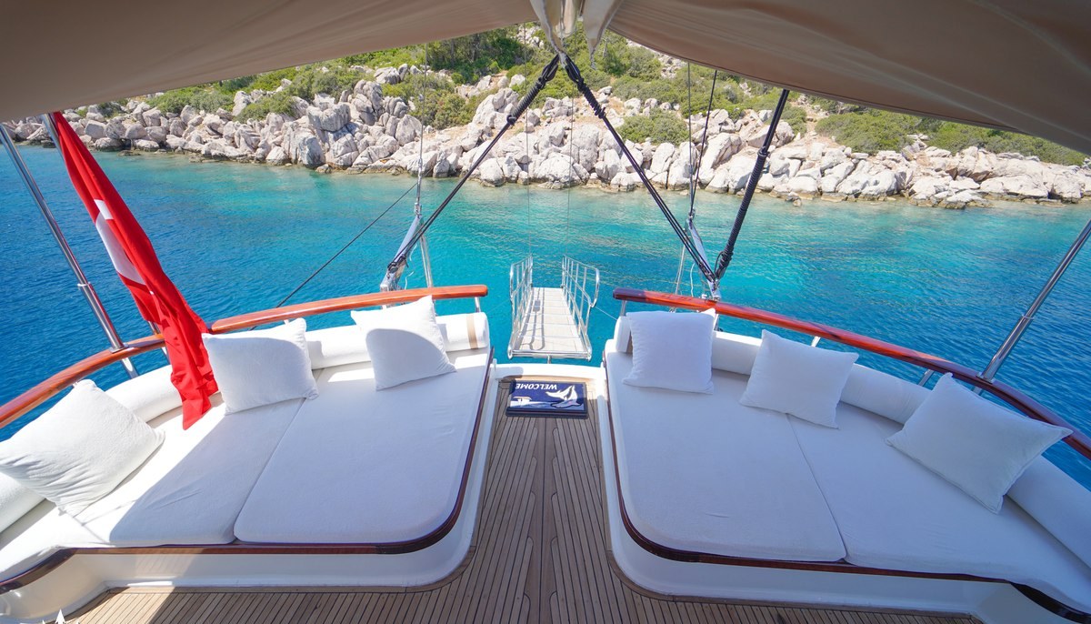 PRENSES BUGCE yacht charter 4