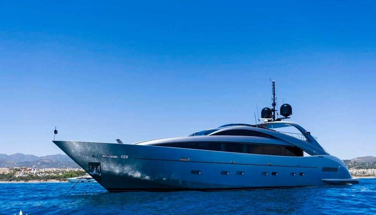 MATSU yacht charter 2