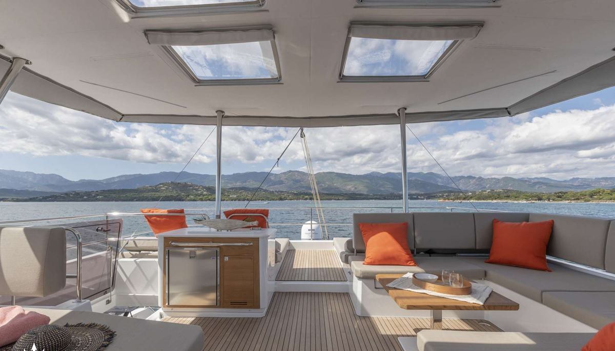 SERENISSIMA yacht charter 3