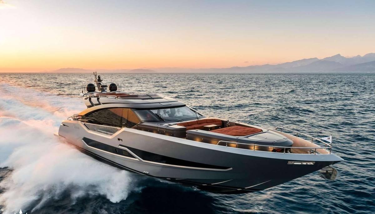 G-FIVE yacht charter 2