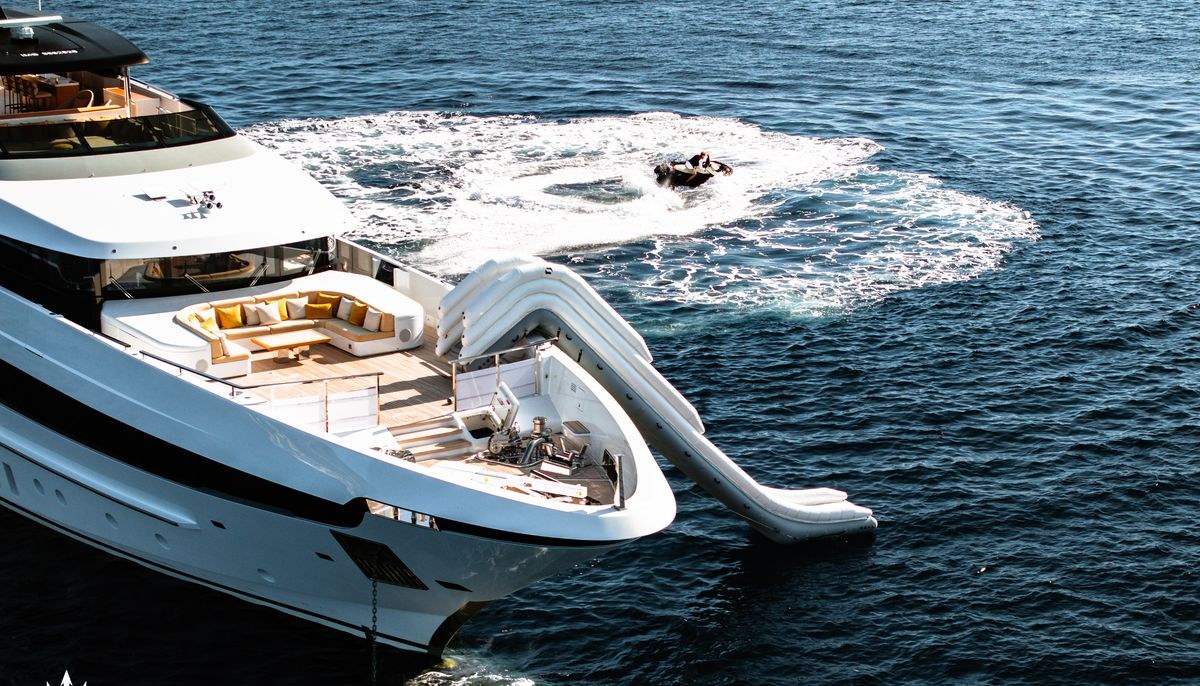 R.M.F yacht charter 3