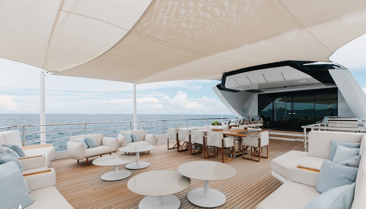 VELOCITY yacht charter 5