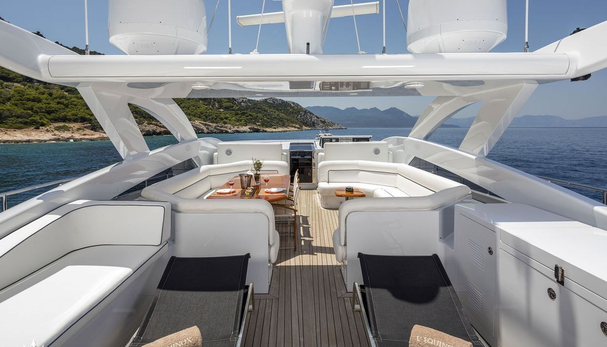 L'EQUINOX yacht charter 4