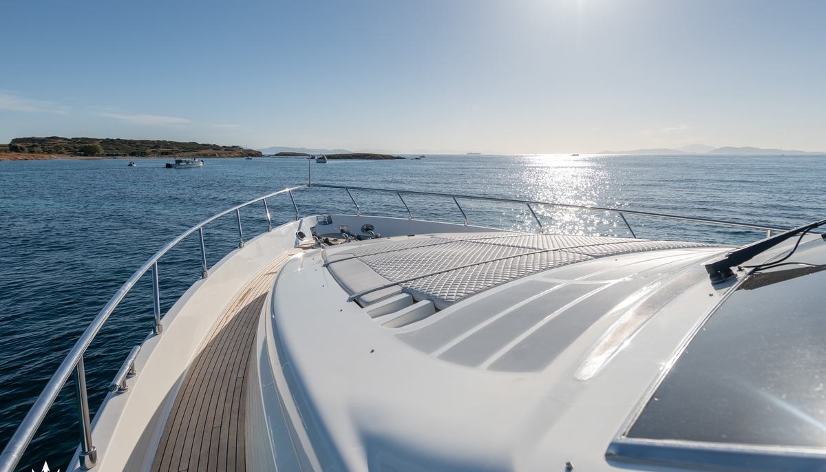 SIMPLY BRILLIANT yacht charter 3