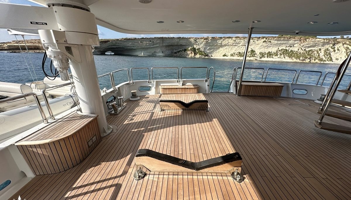 CHEETAH MOON yacht charter 5