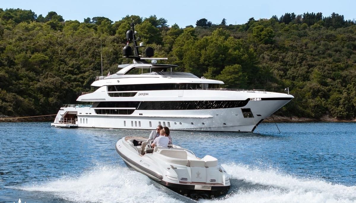 LADY LENA yacht charter 2