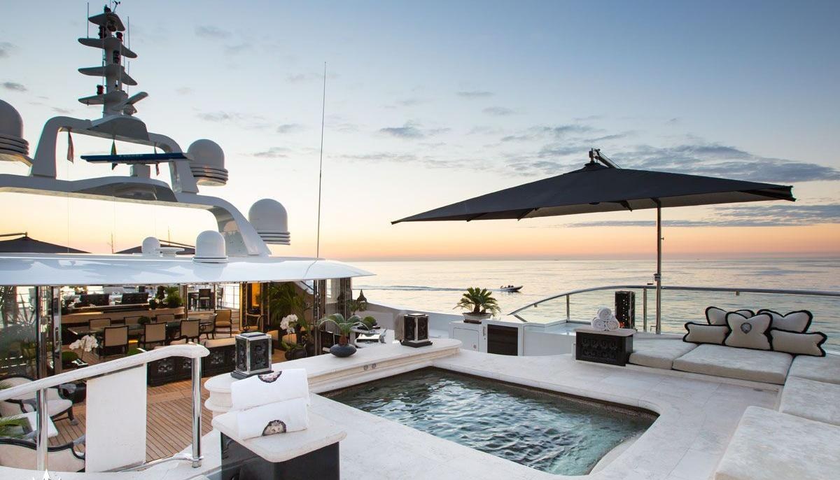 LIONESS V yacht charter 3