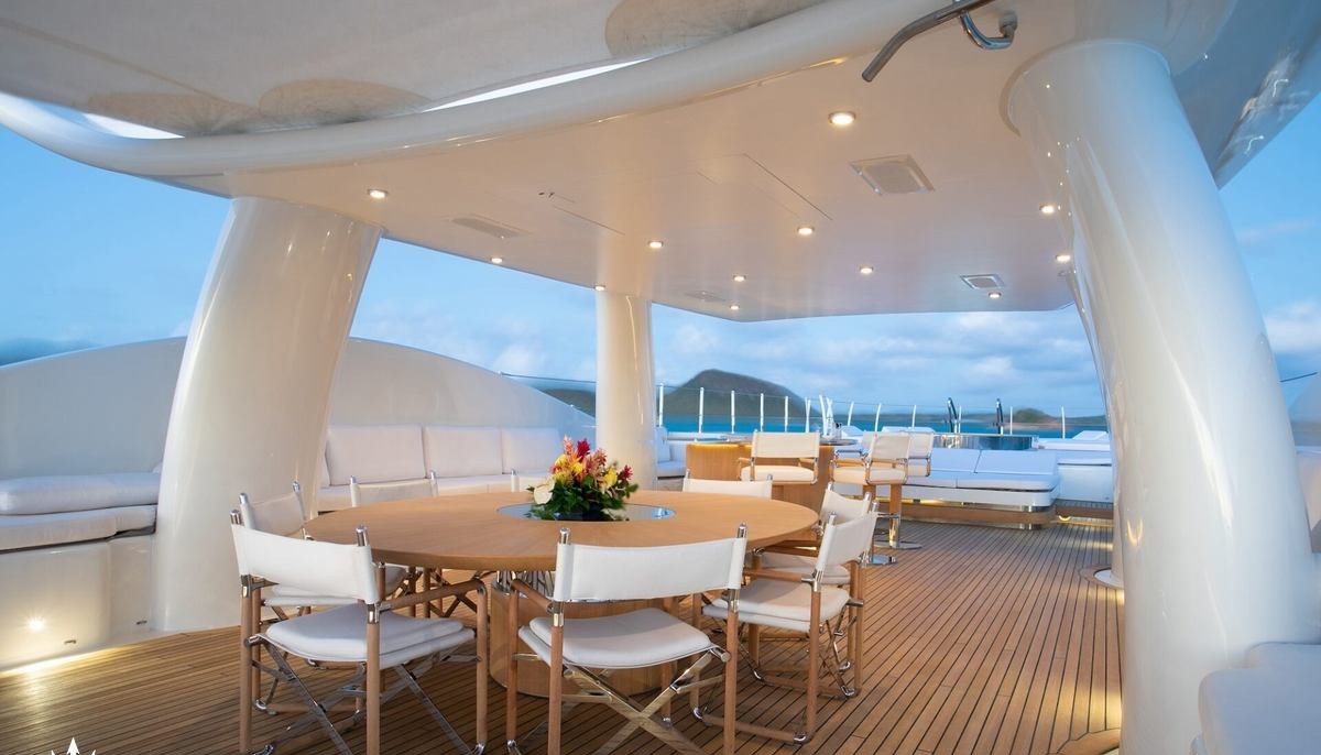 KAMALAYA yacht charter 4