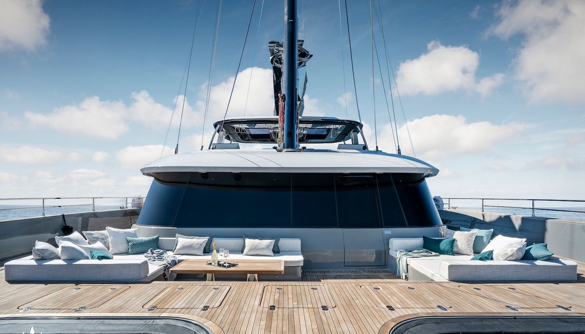 GREY B yacht charter 3
