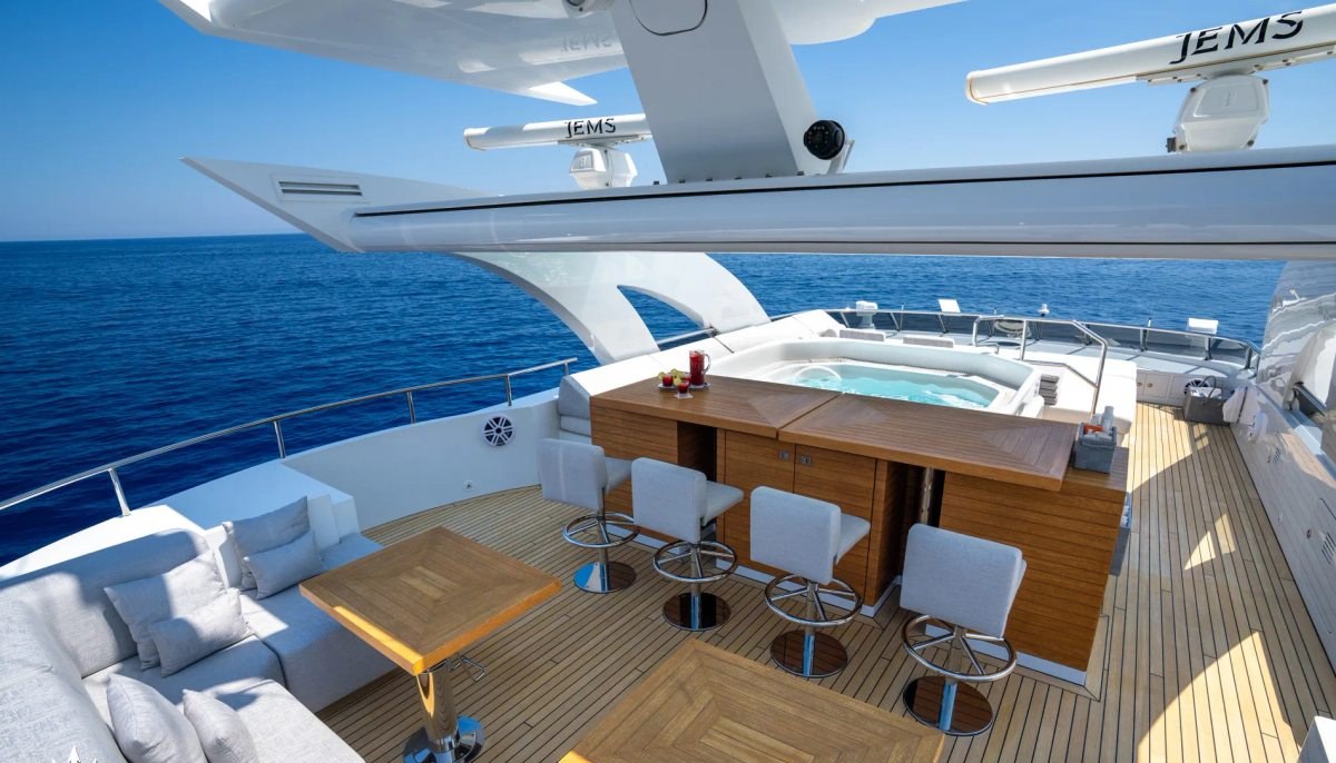 JEMS yacht charter 3