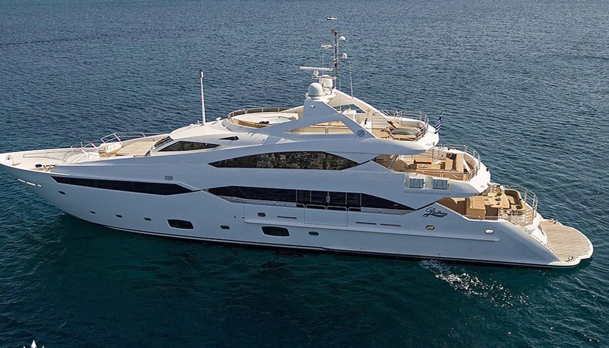 PATHOS yacht charter 2