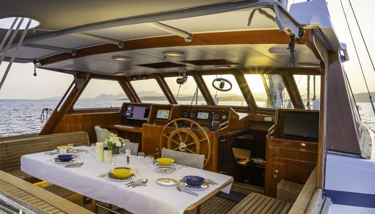 COLOMBAIO yacht charter 3