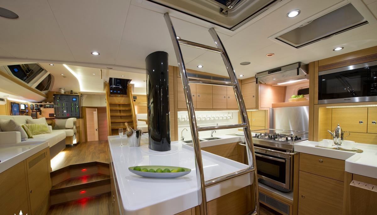 SPIRIT OF PHANTOM yacht charter 5