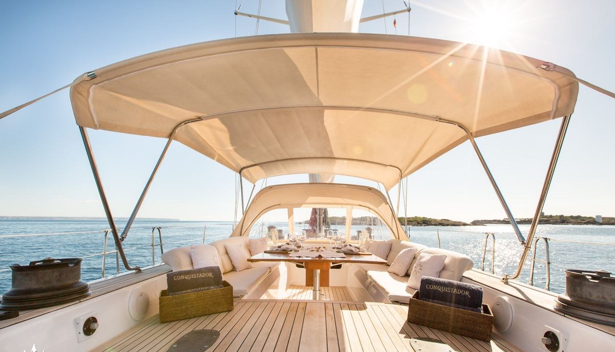 UMIKO yacht charter 5
