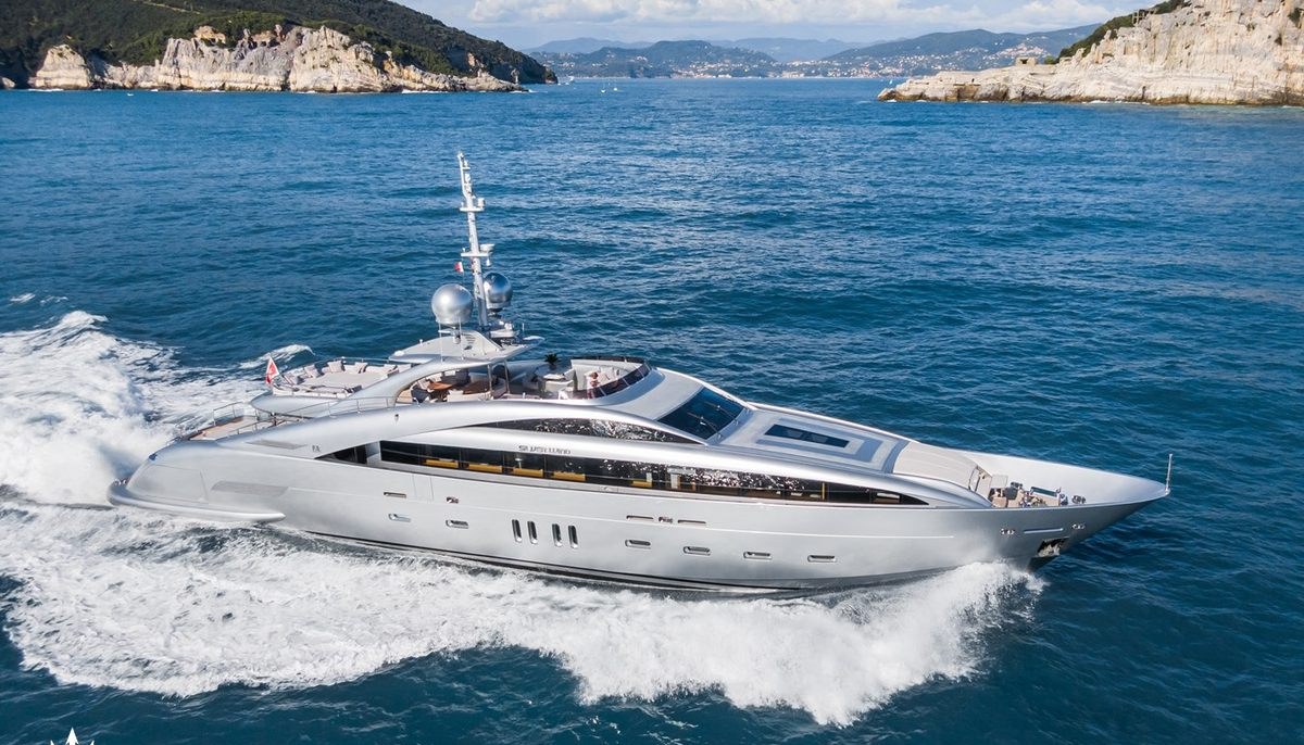 SILVER WIND yacht charter 2