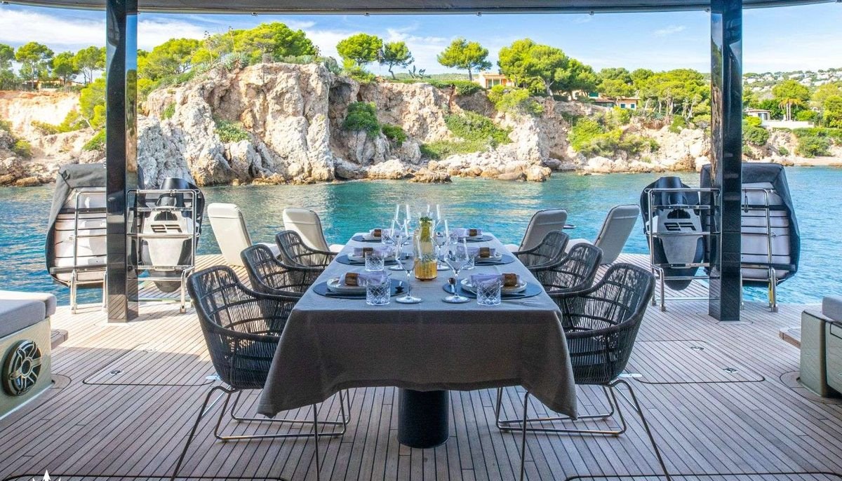 A PLAN yacht charter 5