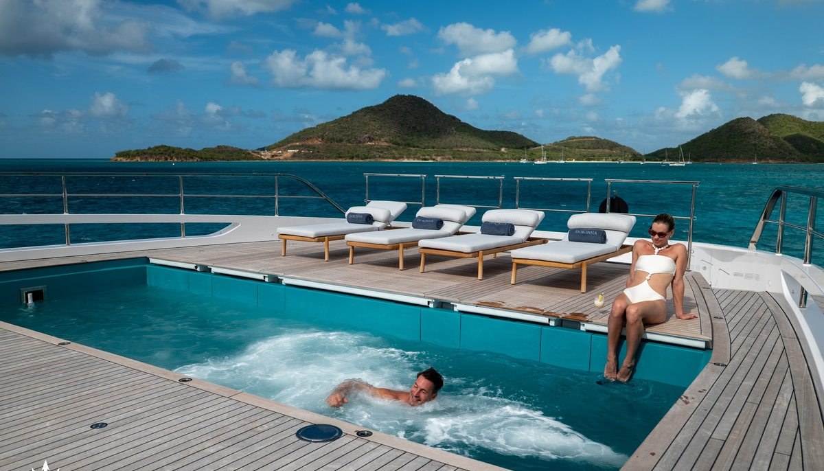 DOKINHA yacht charter 5