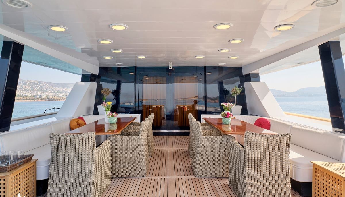 LADY RINA yacht charter 5