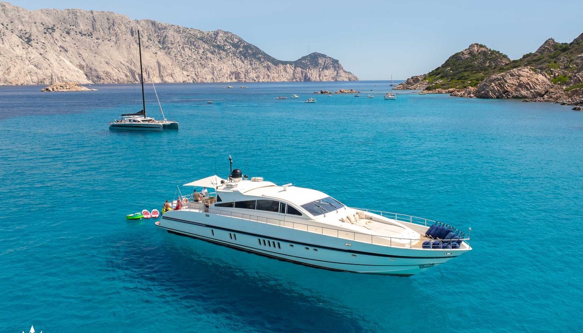 KIGAL yacht charter 2