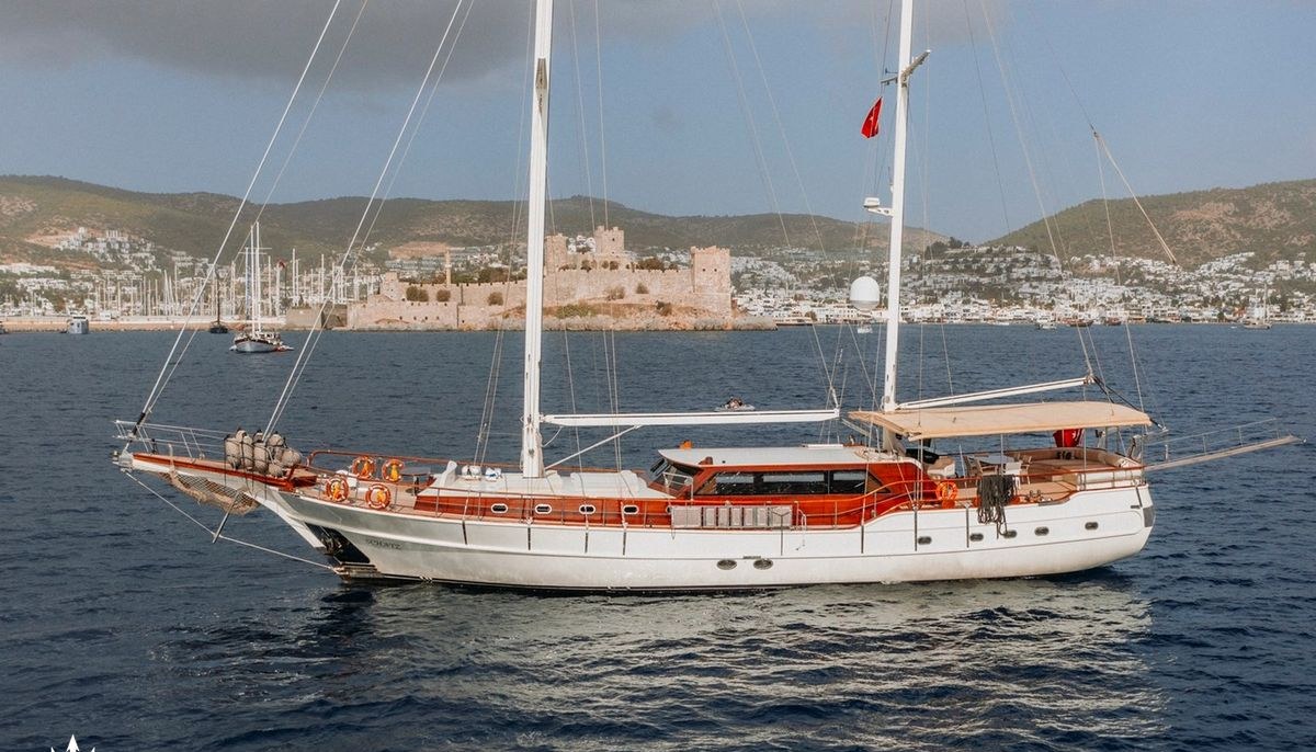 MEIN SCHATZ yacht charter 2