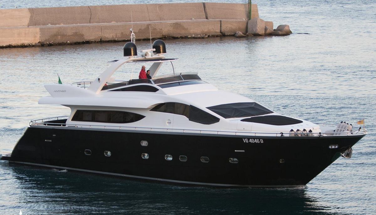 SEVEN STARS yacht charter 2
