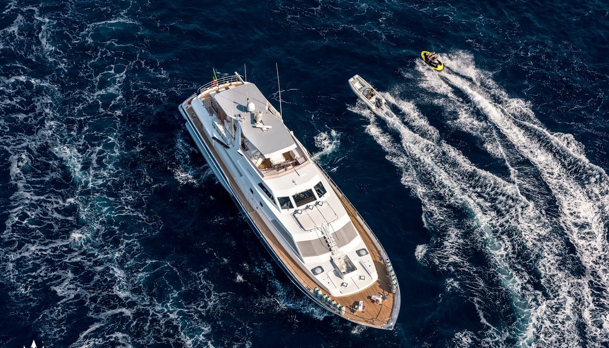 ANTISAN yacht charter 4