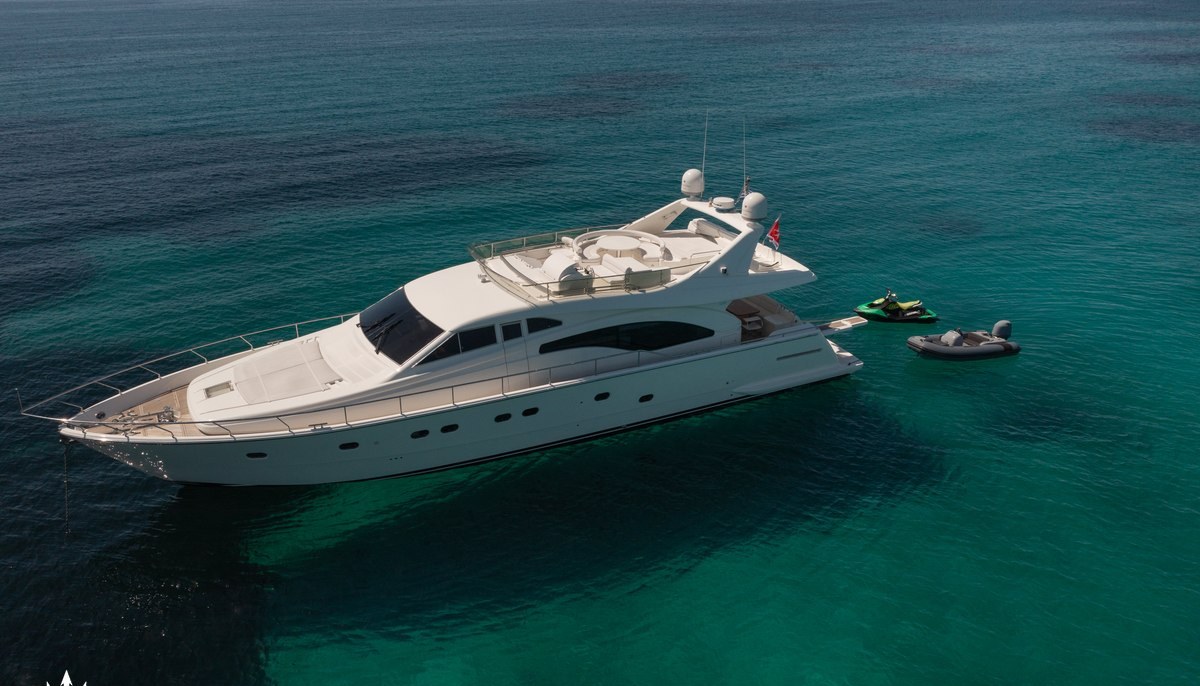 SIMPLY BRILLIANT yacht charter 2