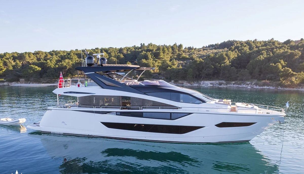 MOWANA yacht charter 2