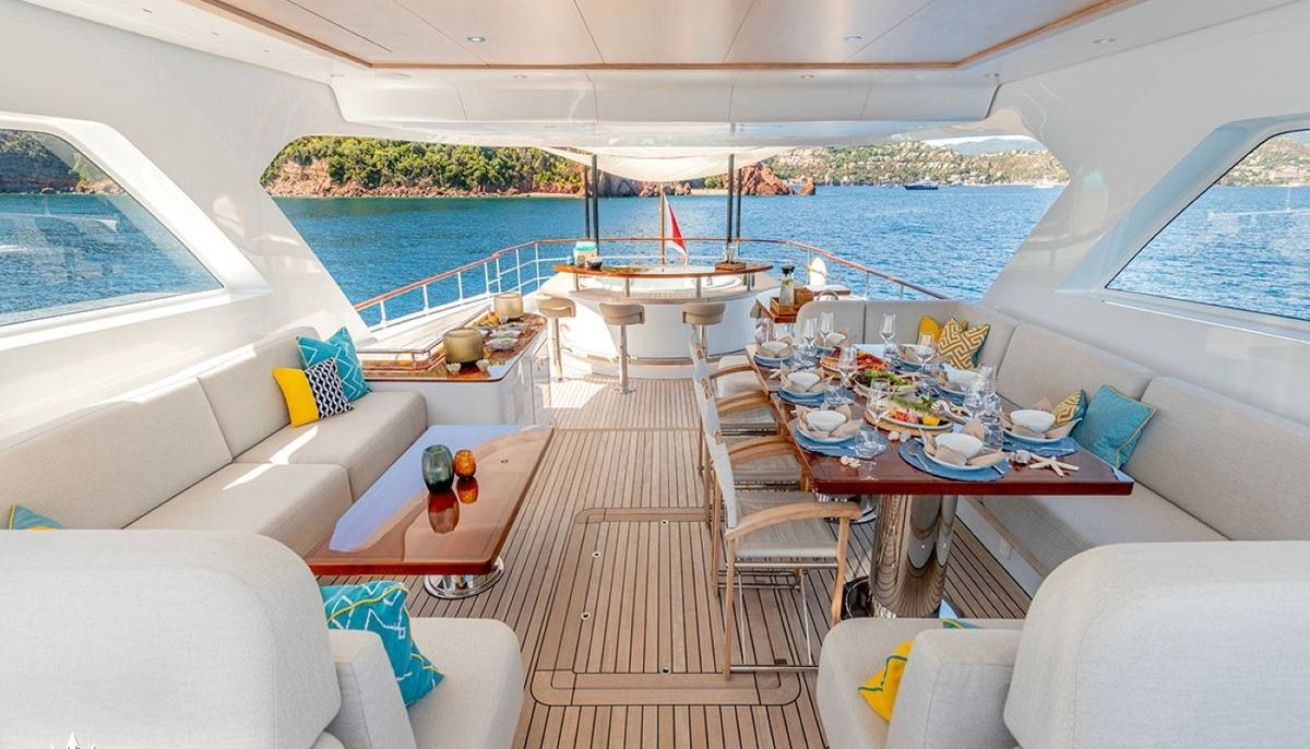 JOSEPHINE I yacht charter 4