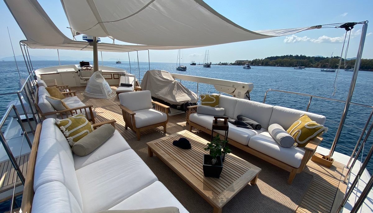 STALCA yacht charter 3