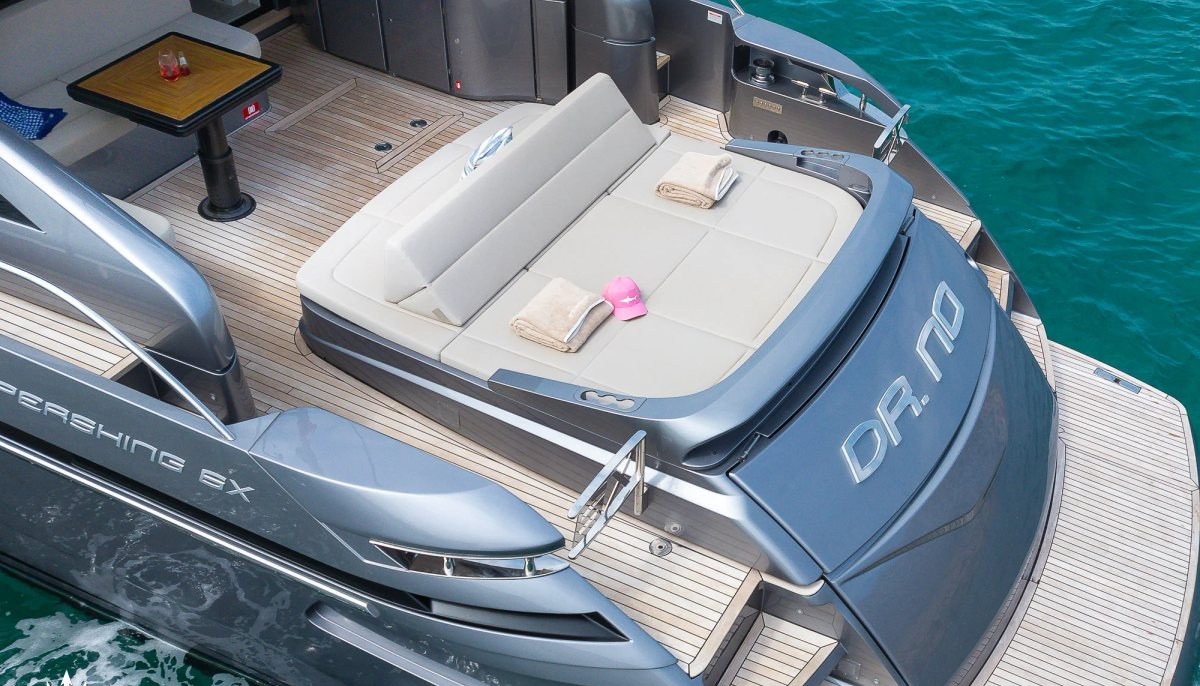 DR NO yacht charter 5